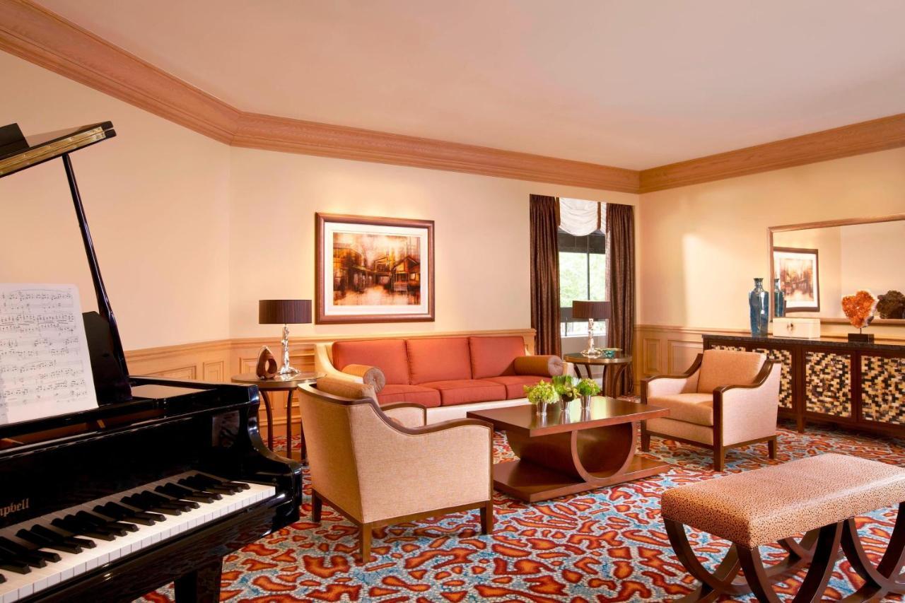 Hotel The St. Regis Houston Exterior foto